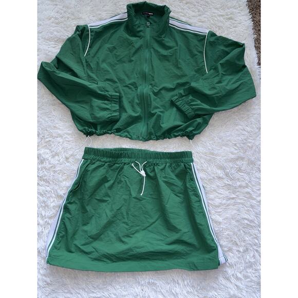 Fashion Nova sz. XL green/white tennis jacket/skirt set. Vintage style. So Cute - Picture 12 of 14